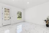 806 Lowry Lane - Photo 7