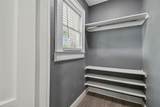 6810 Navin Avenue - Photo 37