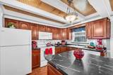 6915 Versailles - Photo 10