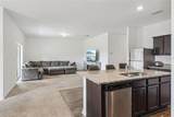 903 Shimmering Oaks Lane - Photo 16