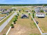 903 Shimmering Oaks Lane - Photo 35