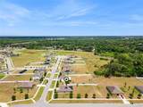 903 Shimmering Oaks Lane - Photo 37