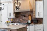 18562 Council Crest Drive - Photo 25
