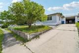1090 Edgehill Ave - Photo 17