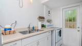 1466 Laura Street - Photo 32