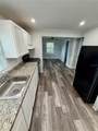 908 Beverly Avenue - Photo 2