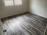 906 Essex Road - Photo 6
