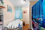 16143 Palacky Street - Photo 17