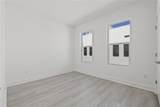 305 15TH Street - Photo 29