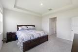 1413 Tropical Oasis Avenue - Photo 15