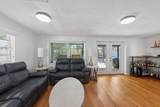 1715 Hubert Avenue - Photo 17