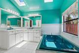 6805 Longpointe Way - Photo 15