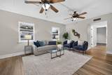 1190 Rue Des Chateaux - Photo 3