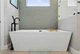 8408 Woodleaf Boulevard - Photo 34