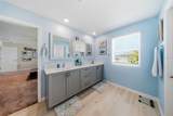 12953 Camarillo Place - Photo 33