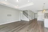 9909 Longmeadow Avenue - Photo 9