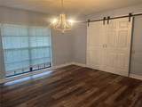 1101 Oakridge Manor Drive - Photo 4
