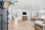3913 Wallace Avenue - Photo 4