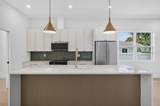 3121 Queen Street - Photo 5