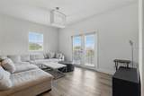 3024 W Douglas St - Photo 10