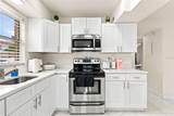 7210 Manhattan Avenue - Photo 10