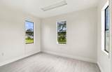 4946 Hillsborough Avenue - Photo 15