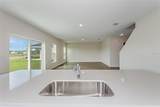 36715 Thornhedge Drive - Photo 9