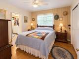 915 Orchid Avenue - Photo 9