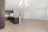 933 Signet Drive - Photo 10