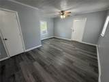 621 Myrtle Street - Photo 2