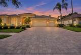 9108 Woodridge Run Drive - Photo 4
