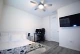 8644 Falling Blue Place - Photo 19