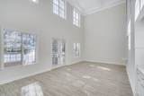 390 Newbury Place - Photo 3