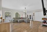 810 Hunters Court - Photo 8