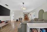 810 Hunters Court - Photo 9