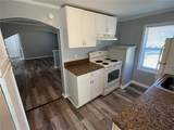 11 7TH Avenue - Photo 4