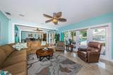 1215 Robin Road - Photo 14