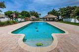 1215 Robin Road - Photo 37