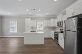 1050 Melrose Avenue - Photo 7