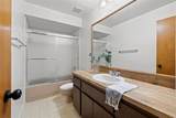 320 Windrush Boulevard - Photo 38