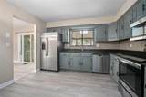 2032 Yorkshire Drive - Photo 16