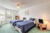 961 Lakewood Terrace - Photo 31