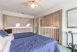 961 Lakewood Terrace - Photo 33