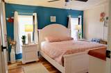8031 Homestead Avenue - Photo 12