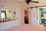 8031 Homestead Avenue - Photo 14