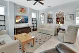 1373 Hazeldene Manor - Photo 5