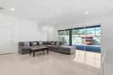 6200 Fallsgrove Lane - Photo 11