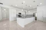 6200 Fallsgrove Lane - Photo 18