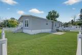 5266 Pineland Avenue - Photo 36