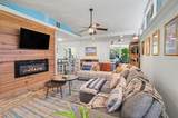 2207 Poinsettia Lane - Photo 4
